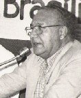 Carlos Corr�a de Oliveira presidiu ainda a afiliada Associa��o Paulista de Imprensa e hoje atua na �rea jur�dica e na imprensa atua como articulista para v�rios jornais paulistano.
